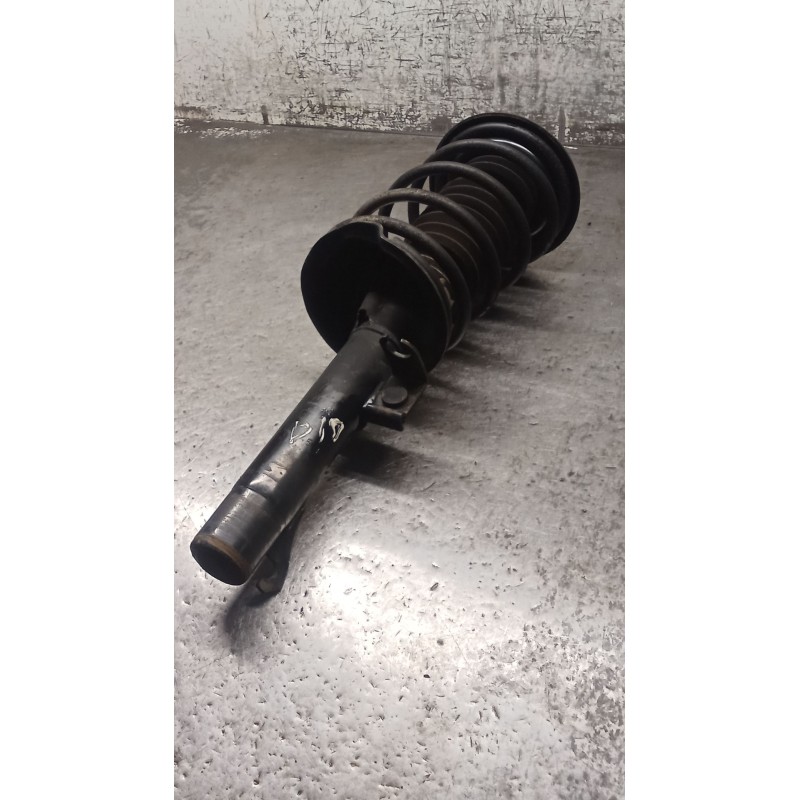 Recambio de amortiguador delantero derecho para ford ka (rb_) 1.3 i referencia OEM IAM   96