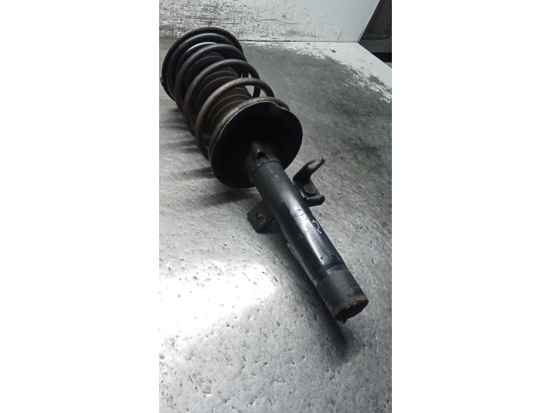 Recambio de amortiguador delantero derecho para ford ka (rb_) 1.3 i referencia OEM IAM   96