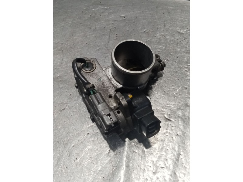 Recambio de caja mariposa para toyota avensis sedán (_t25_) 2.0 d-4d (cdt250_) referencia OEM IAM   