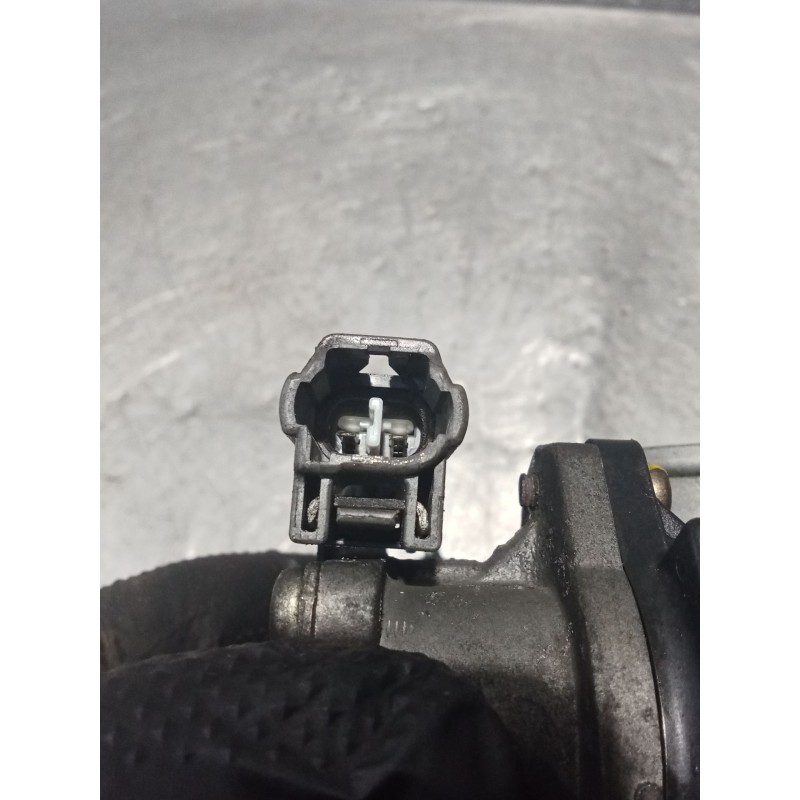 Recambio de caja mariposa para toyota avensis sedán (_t25_) 2.0 d-4d (cdt250_) referencia OEM IAM   