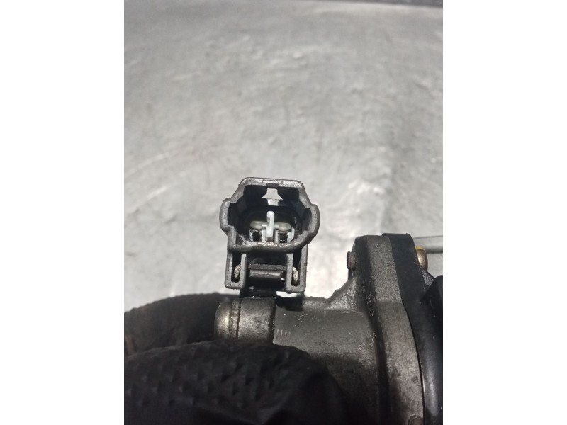 Recambio de caja mariposa para toyota avensis sedán (_t25_) 2.0 d-4d (cdt250_) referencia OEM IAM   