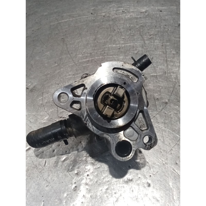 Recambio de depresor freno / bomba vacio para toyota avensis sedán (_t25_) 2.0 d-4d (cdt250_) referencia OEM IAM   