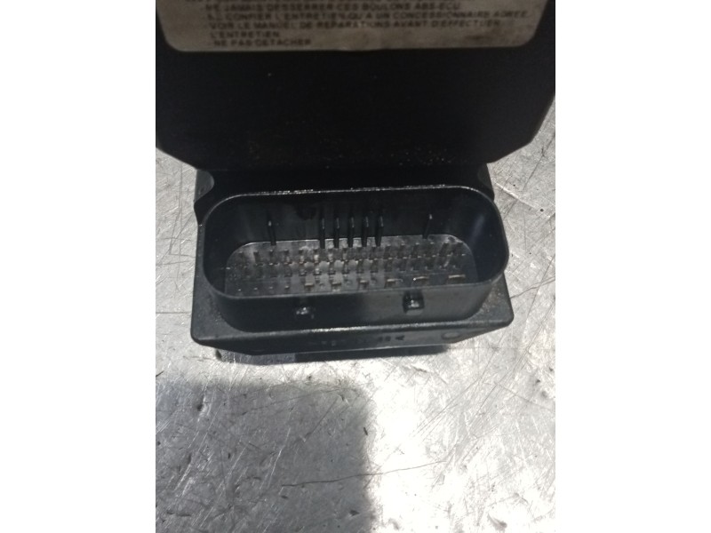 Recambio de abs para toyota avensis sedán (_t25_) 2.0 d-4d (cdt250_) referencia OEM IAM   03