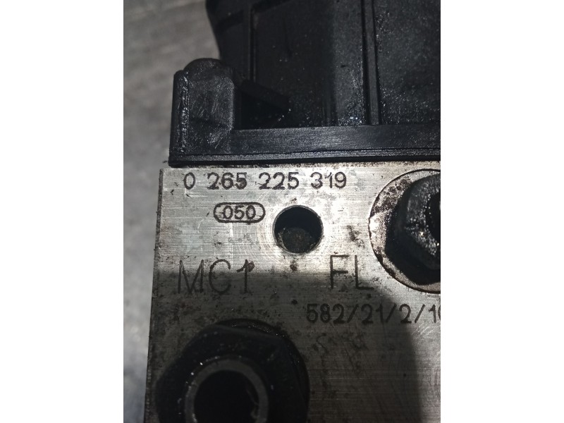 Recambio de abs para toyota avensis sedán (_t25_) 2.0 d-4d (cdt250_) referencia OEM IAM   03