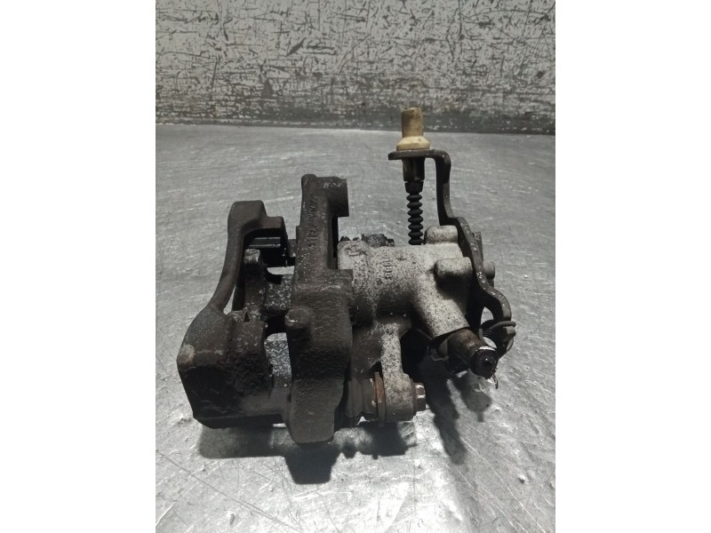 Recambio de pinza freno trasera izquierda para toyota auris (_e15_) 1.4 d-4d (nde150_) referencia OEM IAM   06