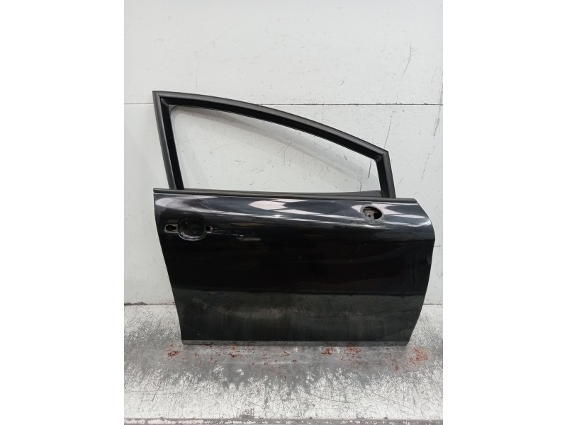 Recambio de puerta delantera derecha para seat leon (1p1) 2.0 tdi 16v referencia OEM IAM   
