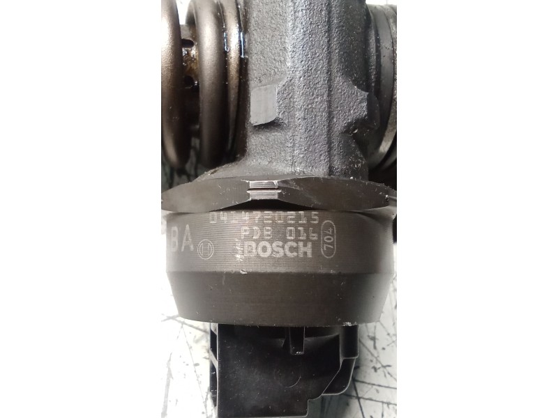 Recambio de inyector para volkswagen golf v (1k1) 1.9 tdi referencia OEM IAM 038130073AG 0414720215 BOSCH