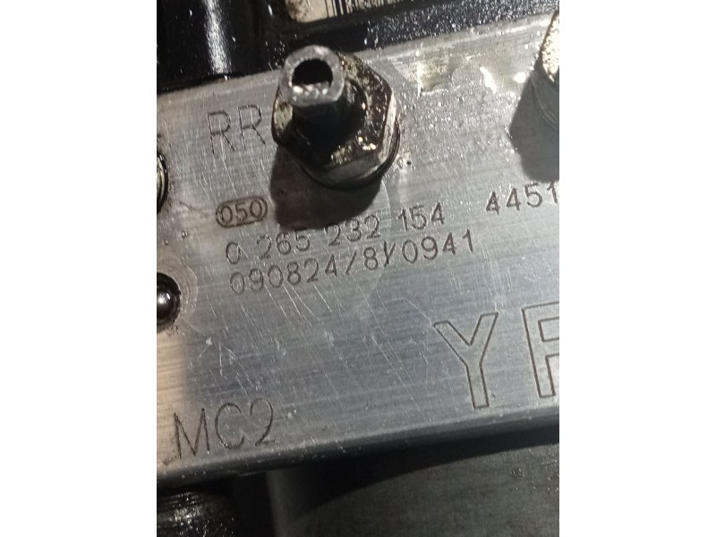 Recambio de abs para toyota auris (_e15_) 1.4 d-4d (nde150_) referencia OEM IAM 02658000827 0265232154 4451002230 06