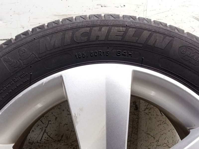 Recambio de juego llantas para skoda fabia iii (nj3) 1.0 referencia OEM IAM 185/60 R15 84H  VER FOTOS