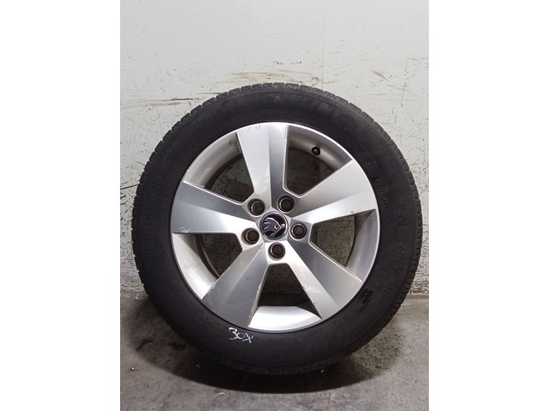Recambio de juego llantas para skoda fabia iii (nj3) 1.0 referencia OEM IAM 185/60 R15 84H  VER FOTOS