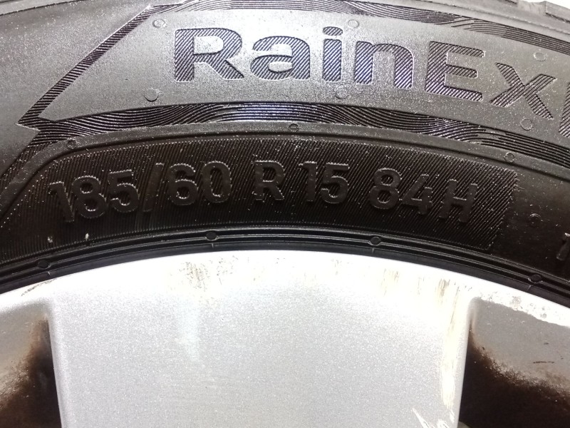 Recambio de juego llantas para skoda fabia iii (nj3) 1.0 referencia OEM IAM 185/60 R15 84H  VER FOTOS