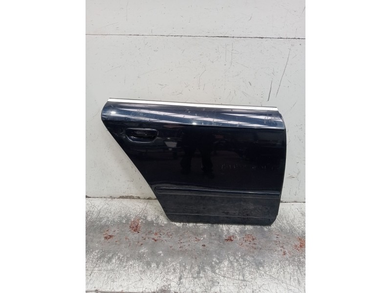 Recambio de puerta trasera derecha para audi a4 b7 avant (8ed) 1.8 t quattro referencia OEM IAM   2005