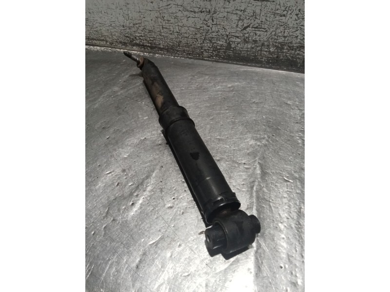 Recambio de amortiguador trasero derecho para renault megane ii coupé-cabriolet (em0/1_) 1.9 dci referencia OEM IAM   03