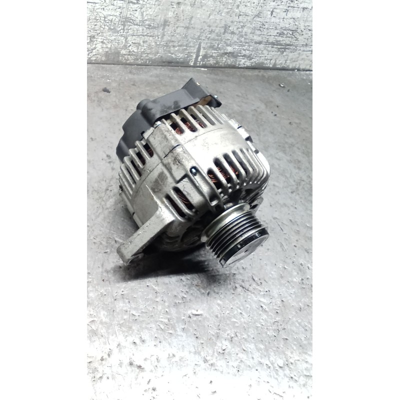 Recambio de alternador para kia cee´d hatchback (ed) 1.6 crdi 115 referencia OEM IAM 373002A110 120A 06