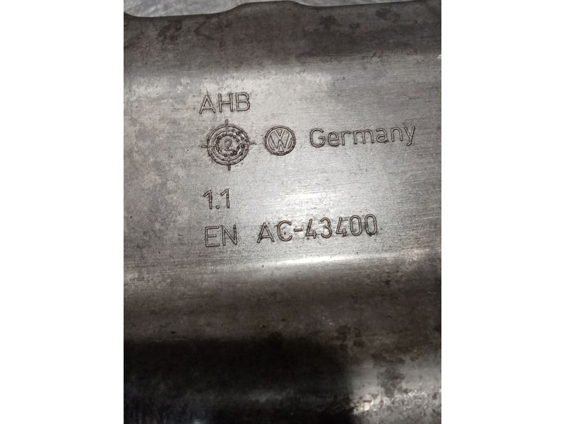 Recambio de carter para audi a3 (8p1) 2.0 tdi 16v referencia OEM IAM 038103603AG ENAC43400 BKD 04