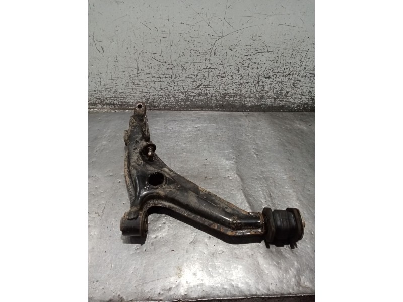 Recambio de brazo suspension inferior delantero derecho para honda cr-v i (rd) 2.0 16v 4wd (rd1, rd3) referencia OEM IAM   96