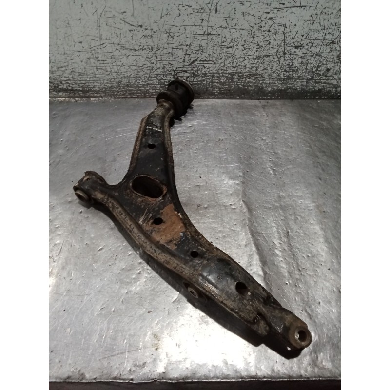 Recambio de brazo suspension inferior delantero derecho para honda cr-v i (rd) 2.0 16v 4wd (rd1, rd3) referencia OEM IAM   96