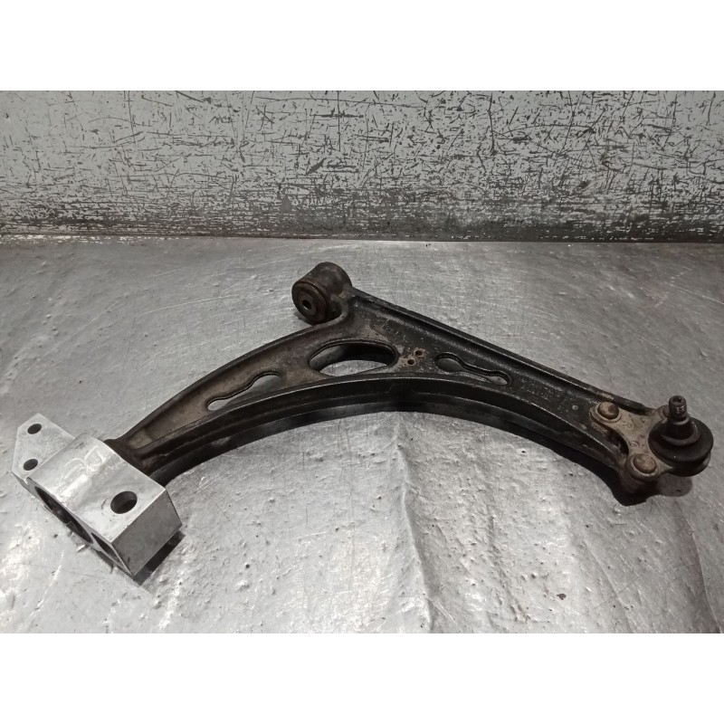 Recambio de brazo suspension inferior delantero derecho para audi a3 (8p1) 2.0 tdi 16v referencia OEM IAM 1K0501530C  