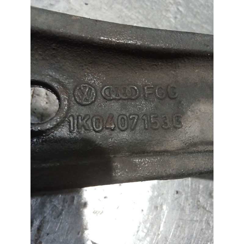 Recambio de brazo suspension inferior delantero derecho para audi a3 (8p1) 2.0 tdi 16v referencia OEM IAM 1K0501530C  