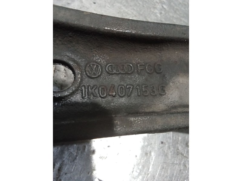 Recambio de brazo suspension inferior delantero derecho para audi a3 (8p1) 2.0 tdi 16v referencia OEM IAM 1K0501530C  