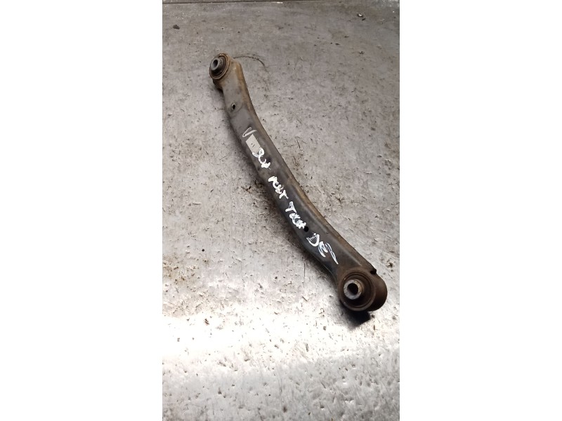 Recambio de brazo suspension superior trasero derecho para kia cee´d hatchback (ed) 1.6 crdi 115 referencia OEM IAM  POSTERIOR 0