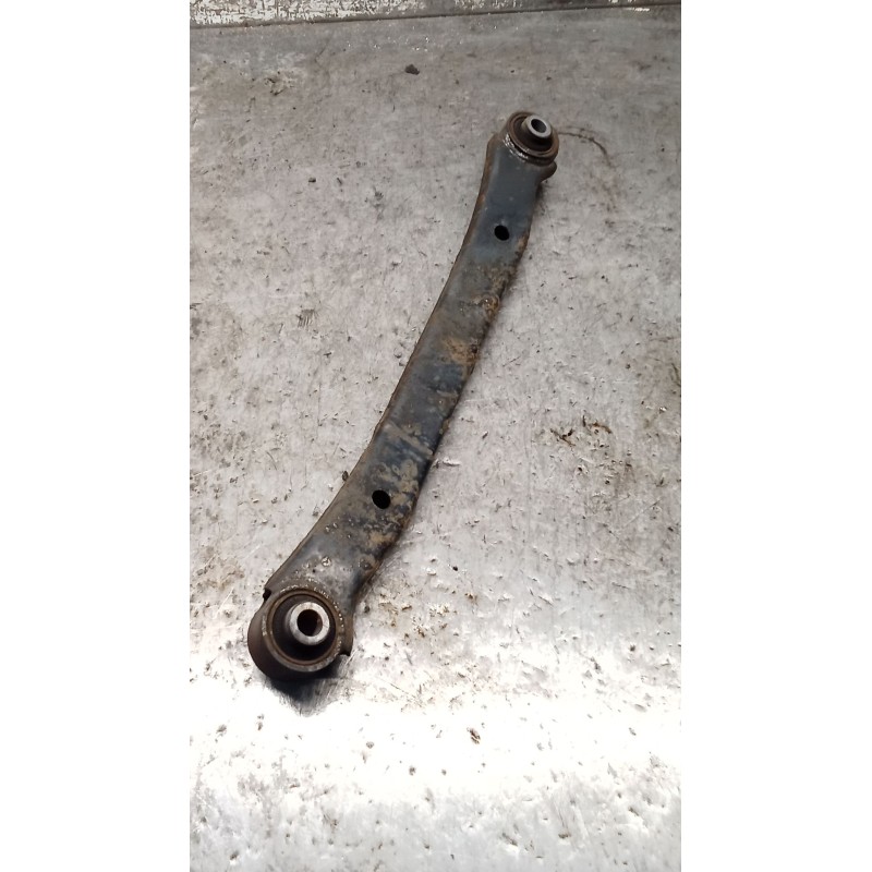 Recambio de brazo suspension superior trasero derecho para kia cee´d hatchback (ed) 1.6 crdi 115 referencia OEM IAM  POSTERIOR 0