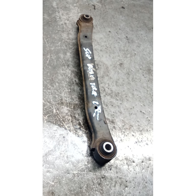 Recambio de brazo suspension superior trasero izquierdo para kia cee´d hatchback (ed) 1.6 crdi 115 referencia OEM IAM  POSTERIOR