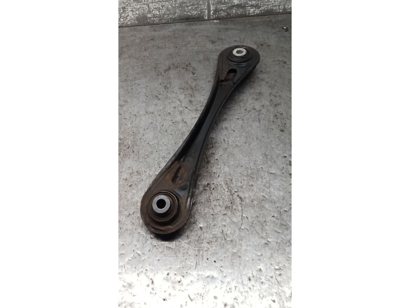 Recambio de brazo suspension inferior trasero izquierdo para audi a4 b6 (8e2) 1.8 t referencia OEM IAM 8E0501529G POSTERIOR 01