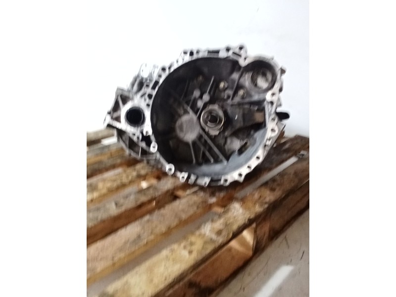 Recambio de caja cambios para toyota avensis sedán (_t25_) 2.0 d-4d (cdt250_) referencia OEM IAM  5V 