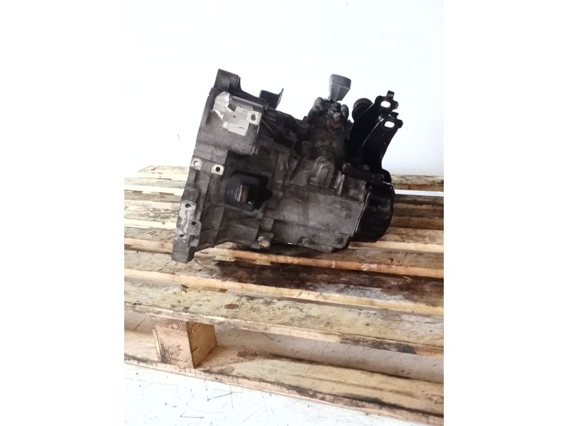 Recambio de caja cambios para toyota avensis sedán (_t25_) 2.0 d-4d (cdt250_) referencia OEM IAM  5V 