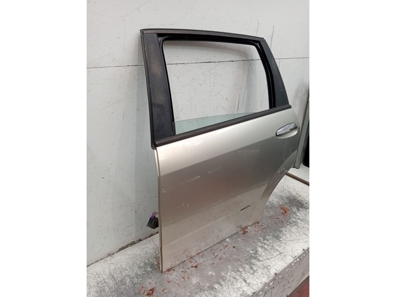 Recambio de puerta trasera izquierda para fiat croma (194_) 1.9 d multijet (194axb1b) referencia OEM IAM   2005