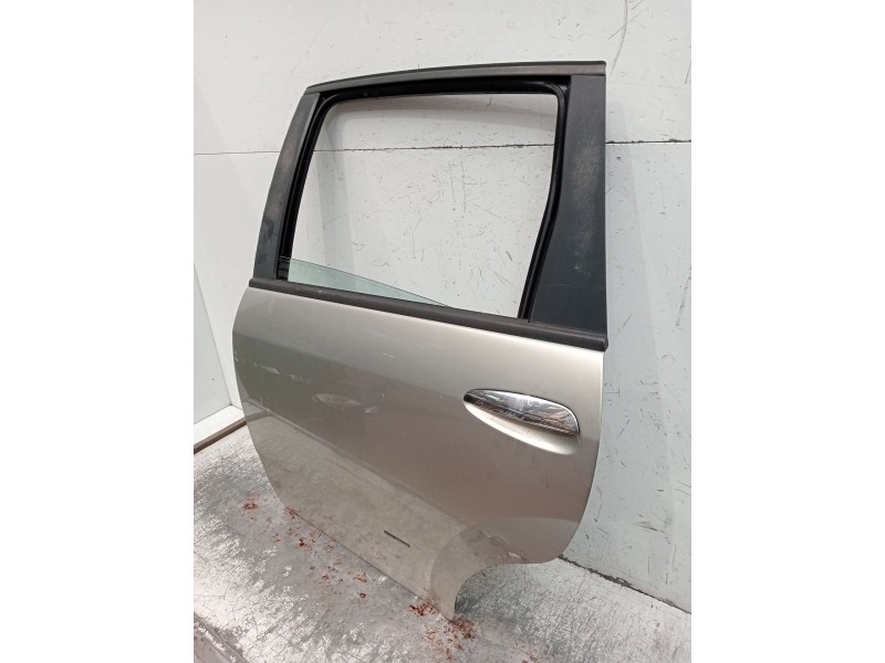 Recambio de puerta trasera izquierda para fiat croma (194_) 1.9 d multijet (194axb1b) referencia OEM IAM   2005