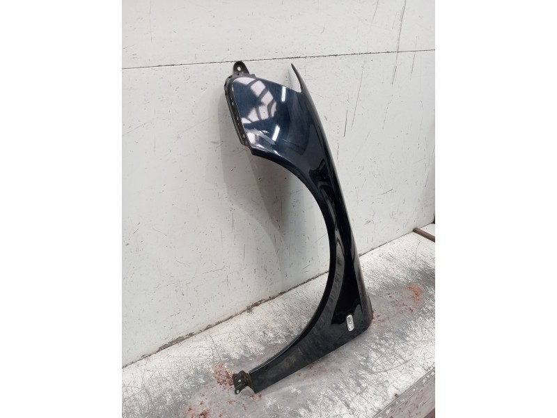 Recambio de aleta delantera izquierda para audi a4 b7 avant (8ed) 1.8 t quattro referencia OEM IAM   2005