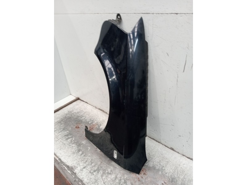 Recambio de aleta delantera izquierda para audi a4 b7 avant (8ed) 1.8 t quattro referencia OEM IAM   2005