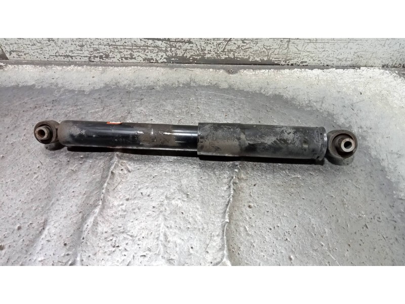 Recambio de amortiguador trasero izquierdo para nissan x-trail (t32) acenta referencia OEM IAM 562104CB0D  