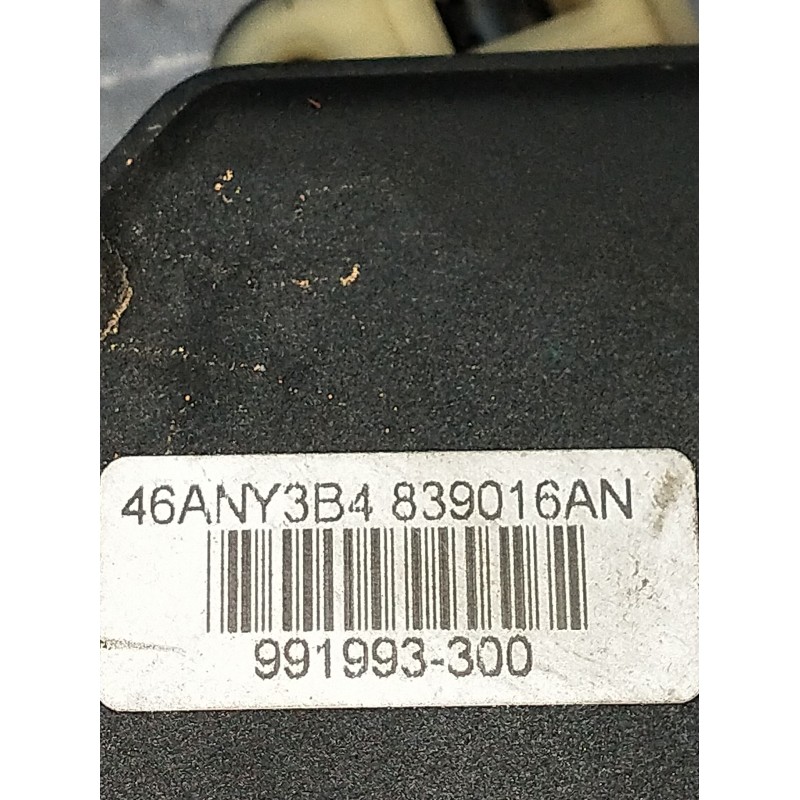 Recambio de motor cierre centralizado trasero derecho para volkswagen passat b5.5 (3b3) 1.9 tdi referencia OEM IAM 991993300 5P 