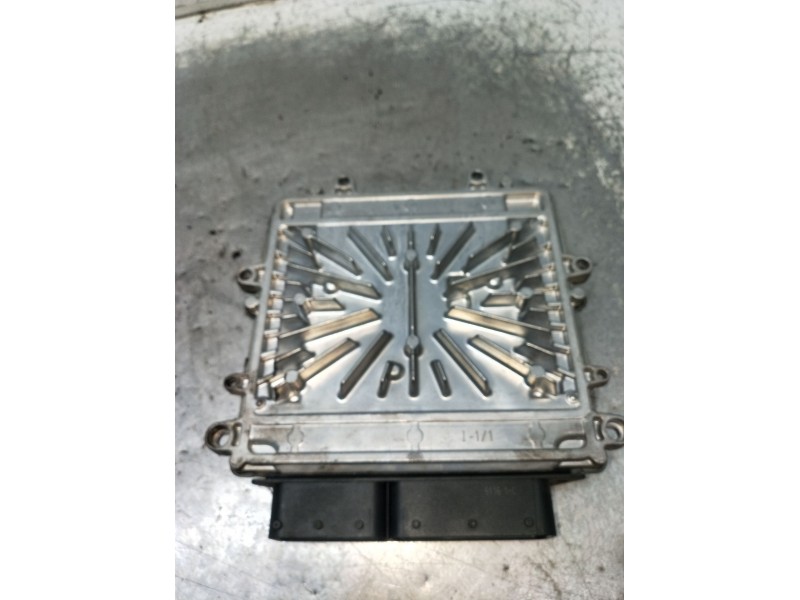 Recambio de centralita motor uce para volvo xc90 i (275) d5 awd referencia OEM IAM 0281012103 30729826A 1039S1241B 2006