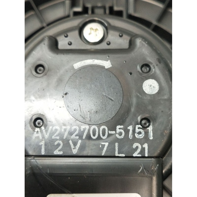 Recambio de motor calefaccion para toyota auris (_e15_) 1.4 d-4d (nde150_) referencia OEM IAM AV2727005151  2006