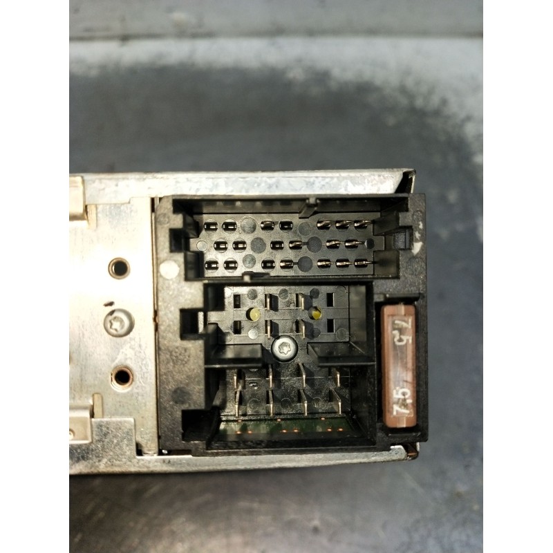 Recambio de sistema audio / radio cd para volkswagen passat b5.5 (3b3) 1.9 tdi referencia OEM IAM 1J0035152F 8157649234390 2001