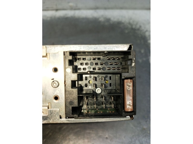 Recambio de sistema audio / radio cd para volkswagen passat b5.5 (3b3) 1.9 tdi referencia OEM IAM 1J0035152F 8157649234390 2001