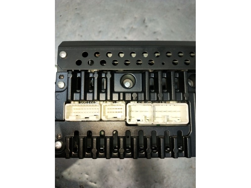 Recambio de sistema audio / radio cd para toyota auris (_e15_) 1.4 d-4d (nde150_) referencia OEM IAM 8612002510 1220008890C101 2
