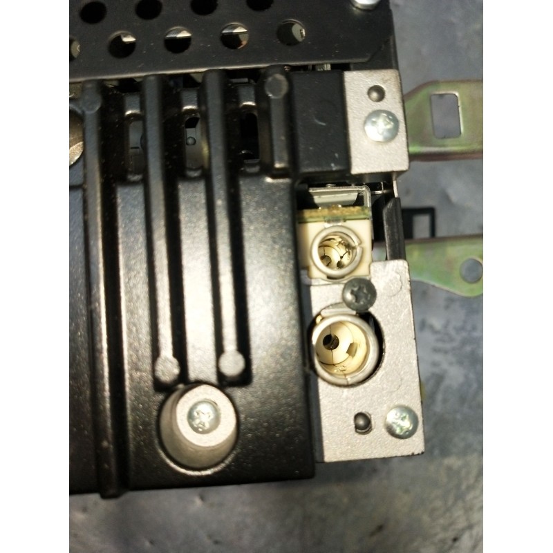 Recambio de sistema audio / radio cd para toyota auris (_e15_) 1.4 d-4d (nde150_) referencia OEM IAM 8612002510 1220008890C101 2