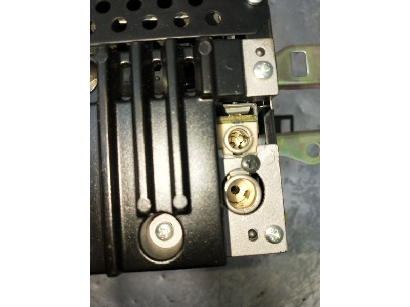 Recambio de sistema audio / radio cd para toyota auris (_e15_) 1.4 d-4d (nde150_) referencia OEM IAM 8612002510 1220008890C101 2