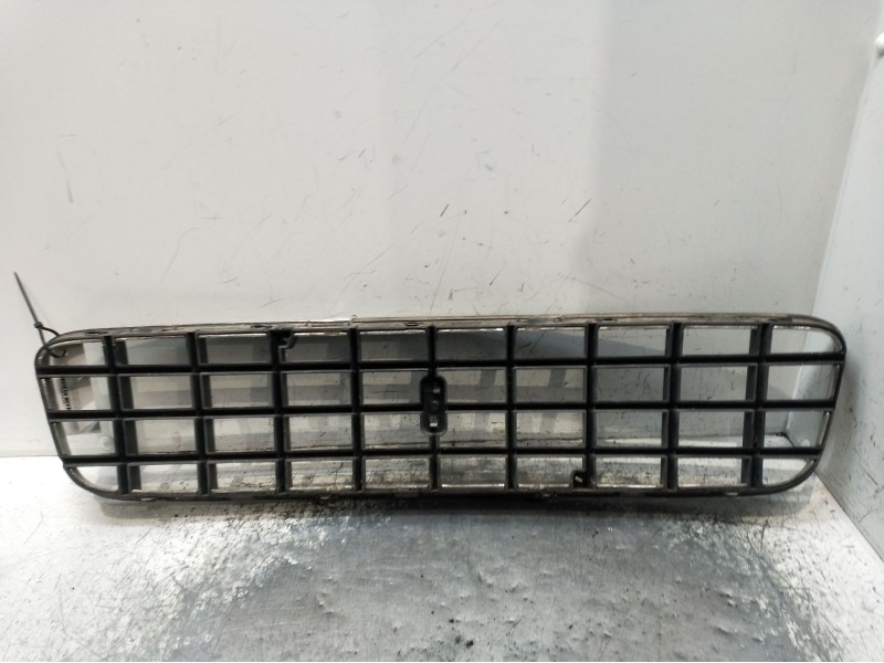 Recambio de rejilla delantera para volvo xc90 i (275) d5 awd referencia OEM IAM   2006