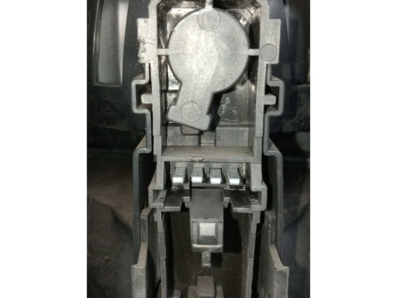 Recambio de portamatriculas para renault laguna i (b56_, 556_) 2.2 dt (b569) referencia OEM IAM  VER FOTOS 