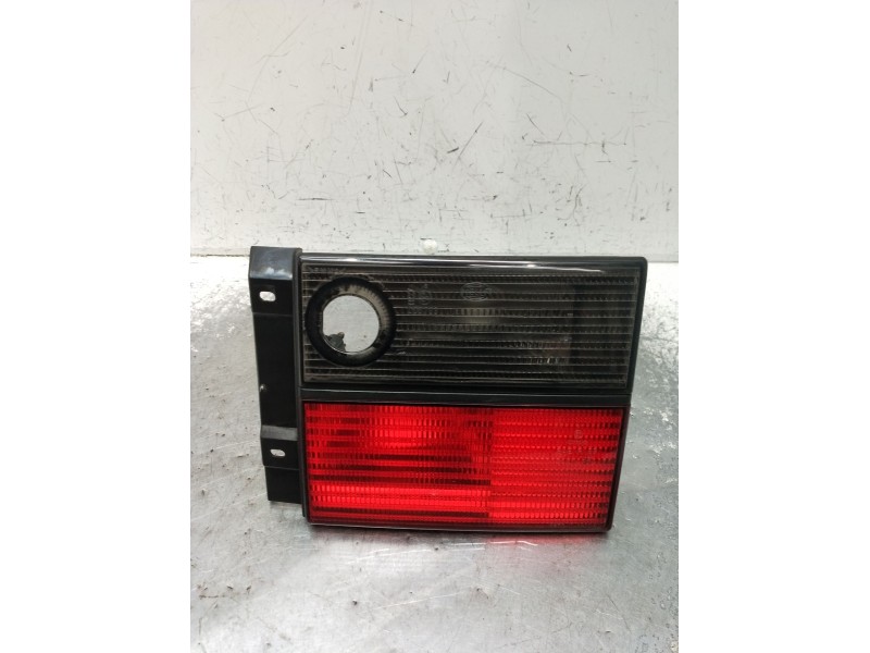 Recambio de piloto trasero derecho interior para volkswagen vento (1h2) 1.9 d referencia OEM IAM 1H5945108B  1991