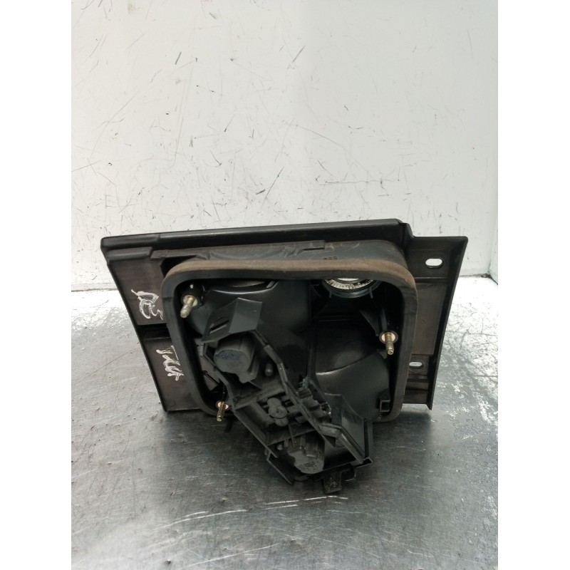 Recambio de piloto trasero derecho interior para volkswagen vento (1h2) 1.9 d referencia OEM IAM 1H5945108B  1991