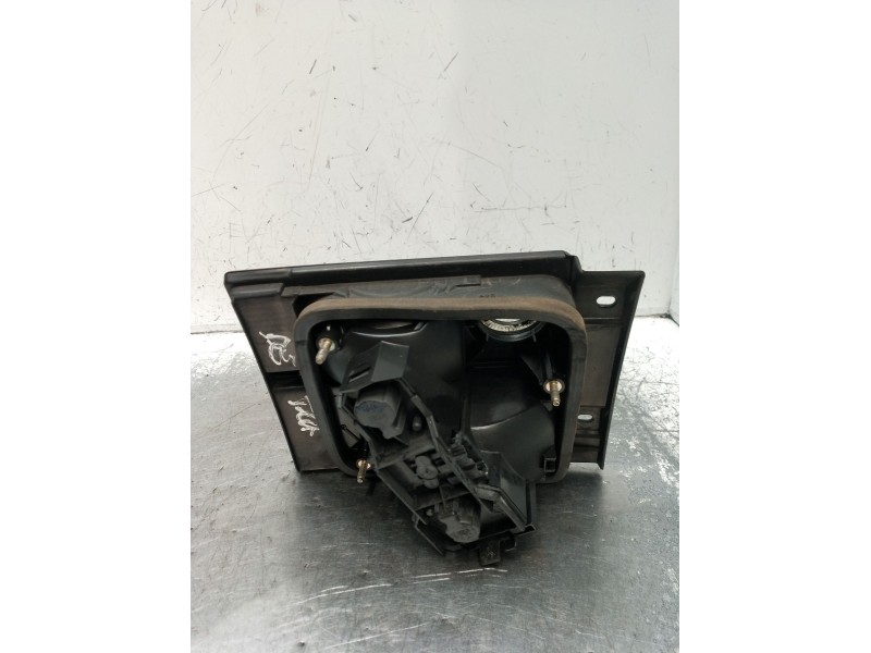 Recambio de piloto trasero derecho interior para volkswagen vento (1h2) 1.9 d referencia OEM IAM 1H5945108B  1991