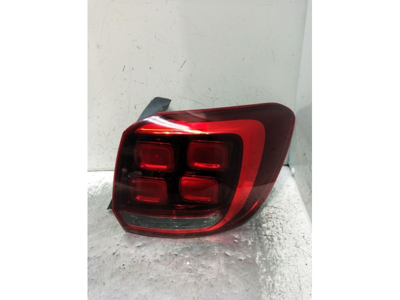 Recambio de piloto trasero derecho para dacia sandero ii (b8_) 1.5 dci referencia OEM IAM 90113189 265506147R VER FOTOS 2012