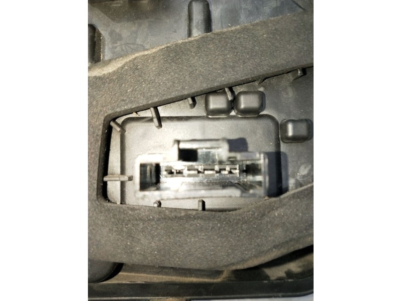 Recambio de piloto trasero derecho para dacia sandero ii (b8_) 1.5 dci referencia OEM IAM 90113189 265506147R VER FOTOS 2012